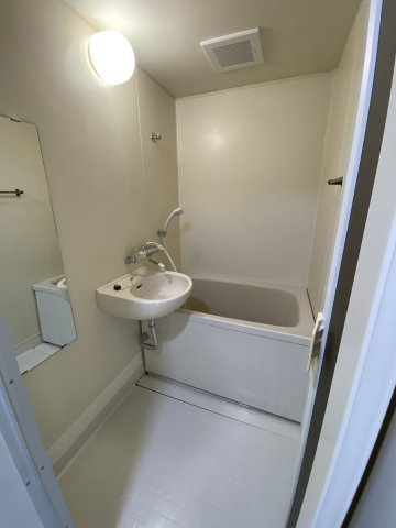 パークハイム朝日が丘の浴室|お風呂で日々の疲れを落としましょう