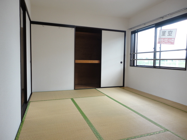 サンセールBの収納|こまごまとしたものを収納できそうですね