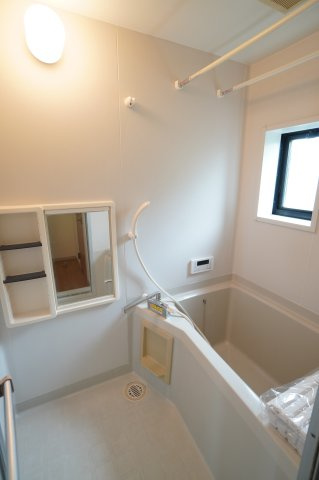 フォンティーヌBの浴室|コンパクトで使いやすいお風呂です