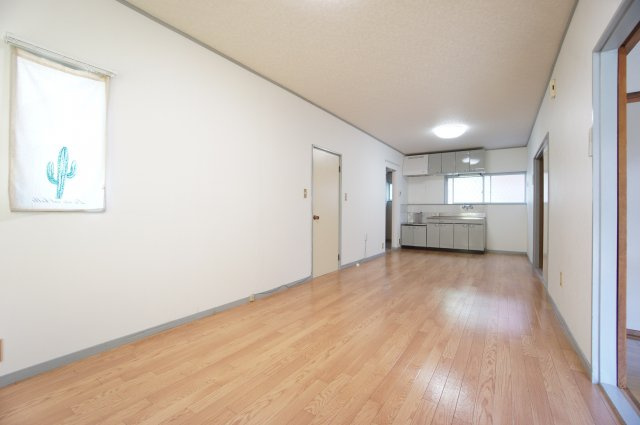 大沢ハイツCの居間・リビング|ゆったりとしたリビングです