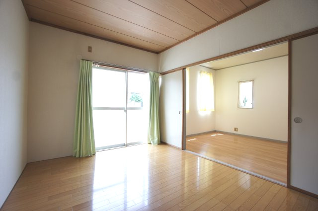 大沢ハイツCの内装|内装は落ち着いています