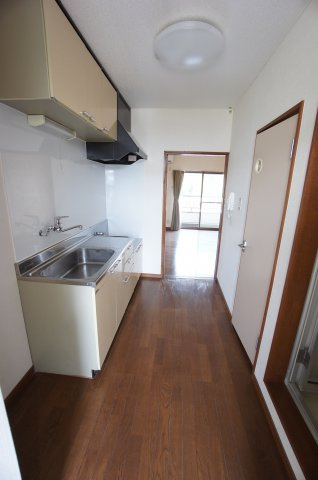 メイプルいずみのCのキッチン|キッチンでお料理をお楽しみください