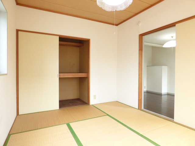 メナージュ野本の内装|おしゃれな内装です