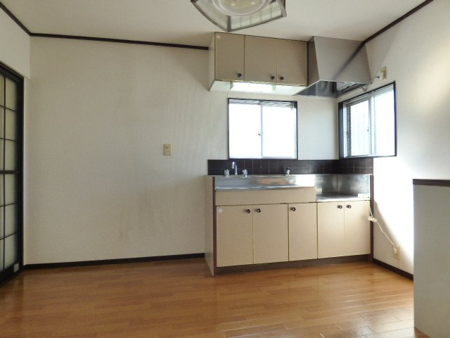 ファミールトムAのキッチン|キッチンです
