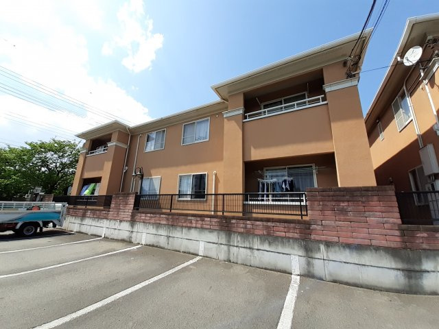 グランデステージ日吉B棟の外観|外観は落ち着いています