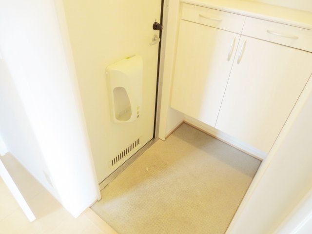 ソレイユDの玄関