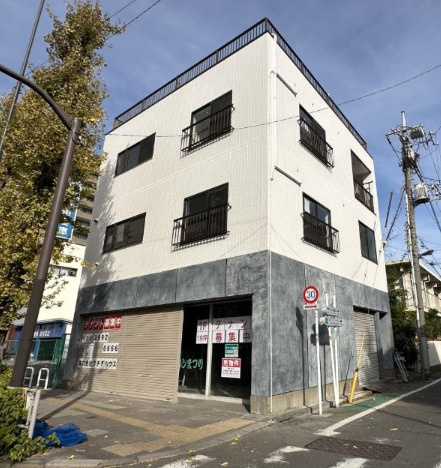 ＡＺＵビルの外観