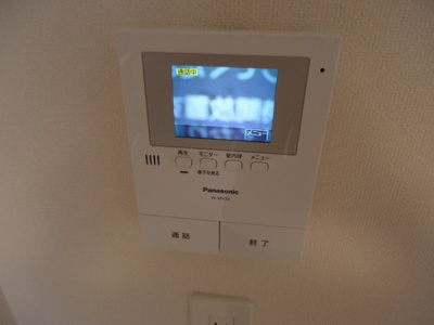 【内装】 | クオーレ | カメラ付インターホン