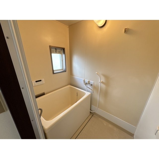 サンシティ江田Bのトイレ|ゆったりとした空間のトイレです