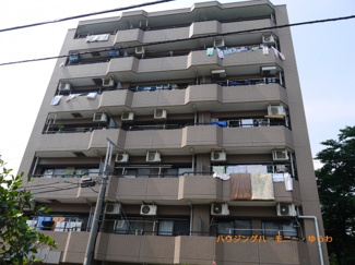 【外観】 | 外観タイル張りのＲＣ造。重厚感あるモダンな建物です。
