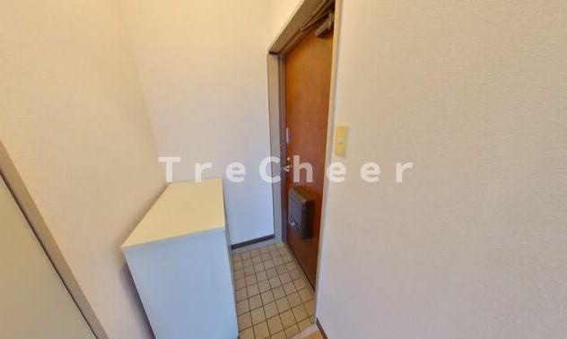 ヴィレッヂツチダの玄関