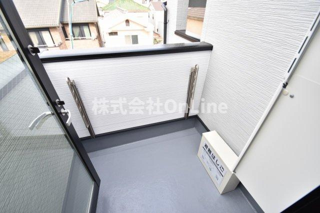 【バルコニー】