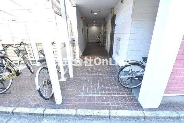 【エントランス】