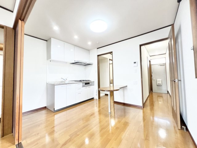 シャルマンコーポの居間・リビング|ゆったり過ごせる居間です