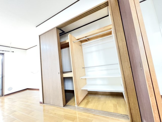 シャルマンコーポの収納|たっぷりとした収納スペースです