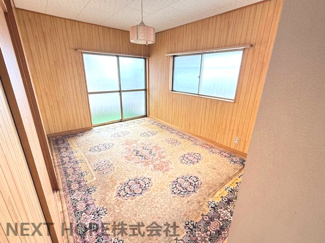 【洋室】 | 川西市笹部２丁目中古戸建 | ２階洋室です♪二面採光で明るいです！