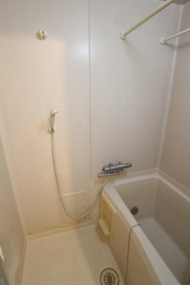 【浴室】 | URBIS高円寺 | 追い焚き機能付きバス。