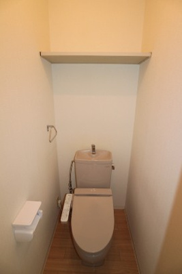 【トイレ】 | URBIS高円寺 | 温水洗浄便座。