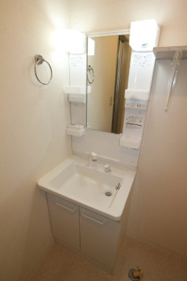 【独立洗面台】 | URBIS高円寺 | 嬉しい独立洗面台付き。