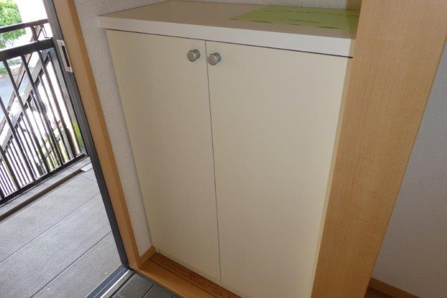 パルクプレッソBの玄関|シューズボックス