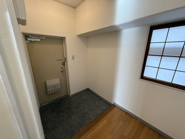 TGCマンション第８の玄関