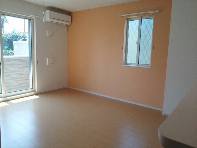 サンヴェール大芝Bの居間・リビング