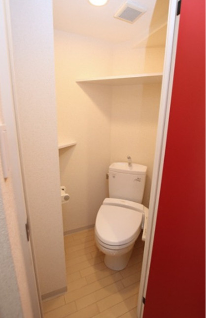 ZESTY松陰神社　最寄り駅3分　ネット0　敷金0のトイレ