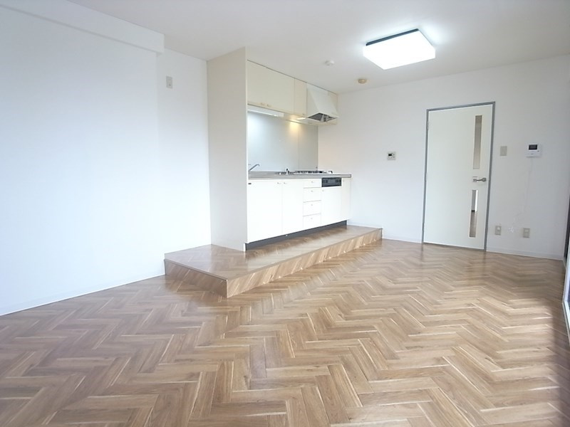 グリーンハイツ妙法寺　B棟の居間・リビング|ゆったり過ごせるリビングです