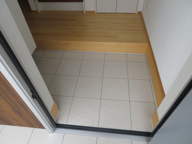 リアンハウス今在家北Ⅱの玄関