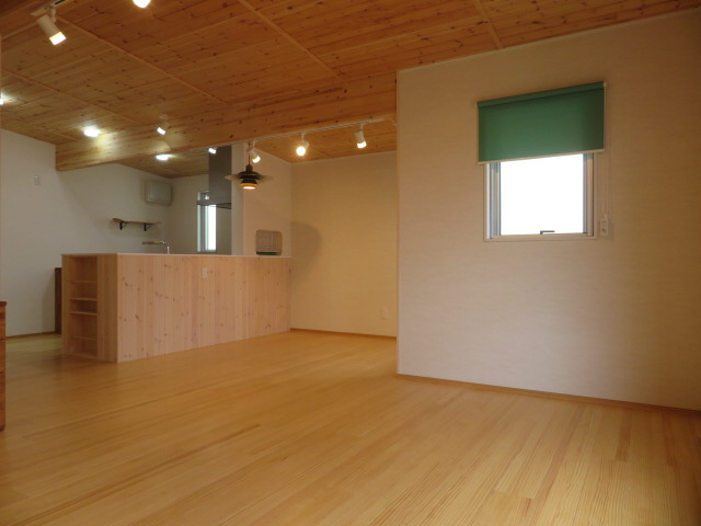 リアンハウス今在家北Ⅱの居間・リビング