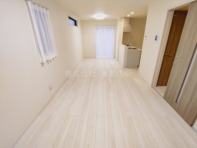 【居間・リビング】の画像