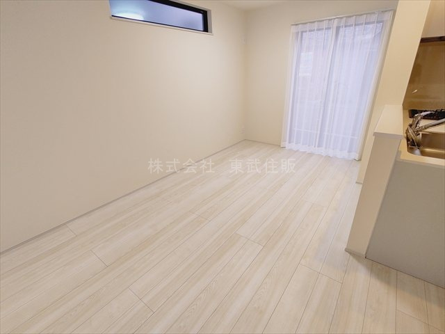 【居間・リビング】の画像