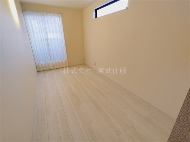 【寝室】 | ふじみ野市鶴ケ舞 | 洋室6.31帖、ゆとりの広さです
