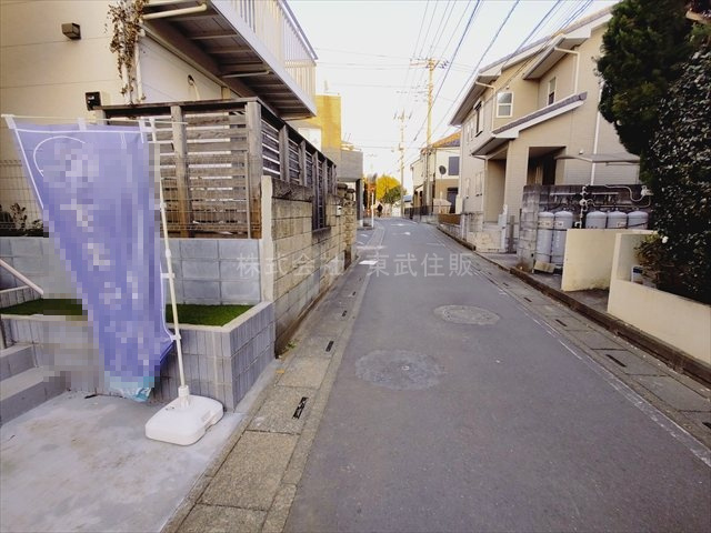 【前面道路含む現地写真】の画像