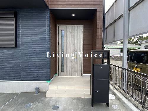 【エントランス】 | 【仲介手数料０円】藤沢市羽鳥4丁目　新築一戸建て　全2棟 | 藤沢市羽鳥4丁目　新築一戸建て　全2棟