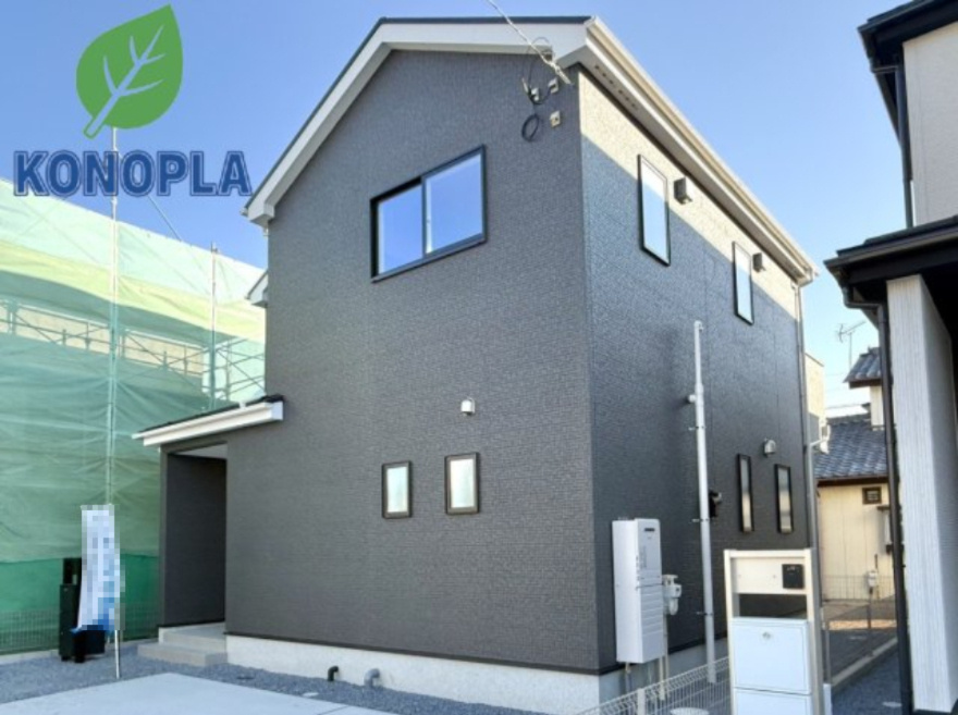 【新築戸建】前橋市大利根町24-2期の外観|■外観（2号棟）｜土日のご見学はもちろん、平日・夜間のご案内も大歓迎です♪「今から見たい」や「仕事終わりに見たい」にもご対応できますのでお気軽にお問い合わせください♪