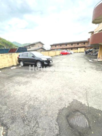 ブエナビスタ和歌山ノースの駐車場