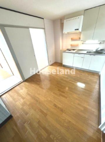 ブエナビスタ和歌山ノースの居間・リビング|反転タイプ