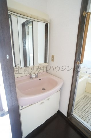 荻野ハイタウンの洗面所|参考、同建物・同間取りの号室