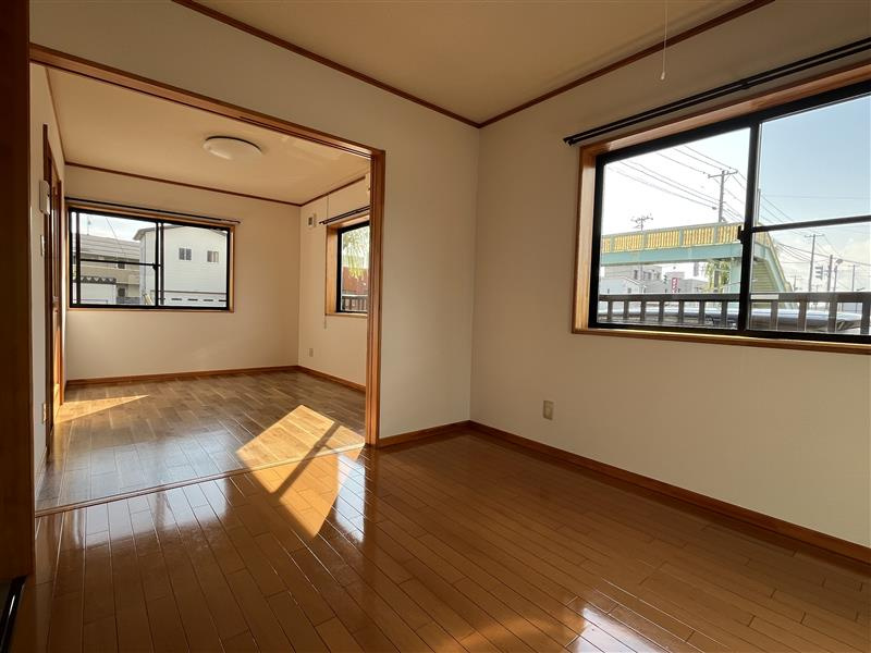 メゾネット四谷の居間・リビング