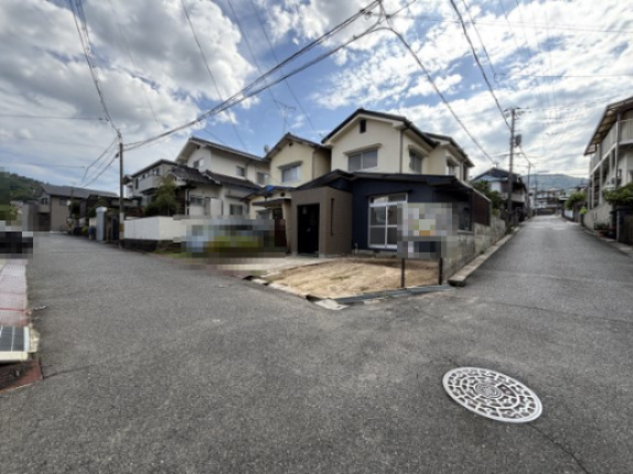 中古戸建　相田5丁目の前面道路含む現地写真