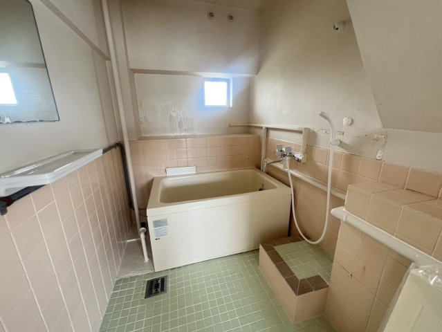 松が丘住宅11号棟の浴室