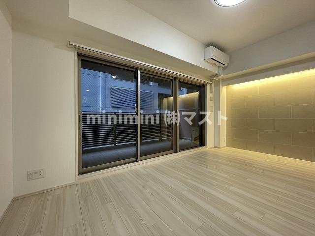 プレジオ弁天町の居間・リビング