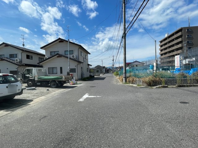 新築戸建・建売　郡山市御前南五丁目　耐震＋制震　朝日が丘小・郡山七中の前面道路含む現地写真|前面道路幅員5.9ｍ