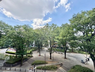 【展望】 | 物件からは、公園が眺めることができます！