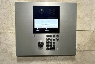 【その他共用部分】 | オートロック付になっていますので、不審者対策は、しっかりとしています。