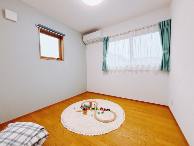 【新築戸建】前橋市朝倉町1丁目の洋室|■2階洋室｜子供部屋のメリットは「自立心を養うことができる」「自分で整理整頓できるようになる」そして、お子様が成長した際には「プライバシーを確保できる」といい事だらけ♪