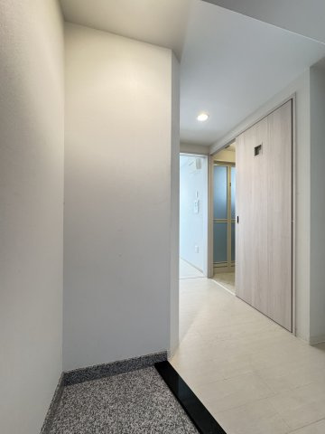 プリオーレ三宮の玄関