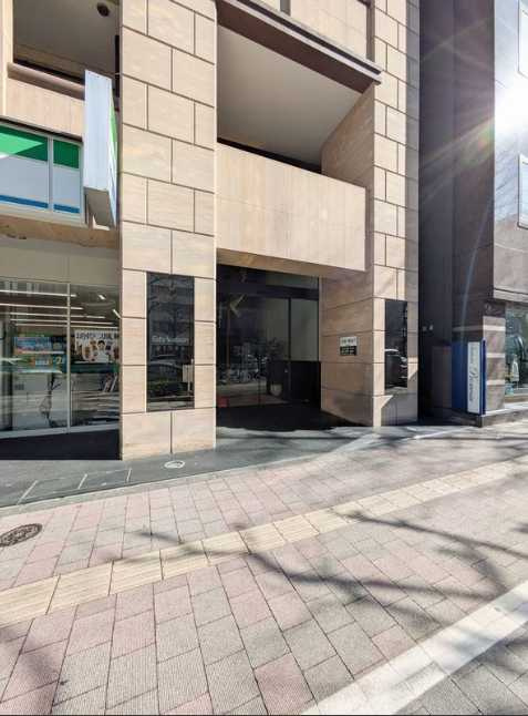 エスティメゾン銀座　駅近　ペット相談　駐車場有のエントランス