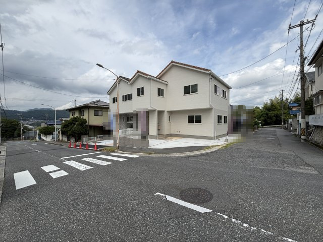 新築戸建　　相田７丁目の前面道路含む現地写真